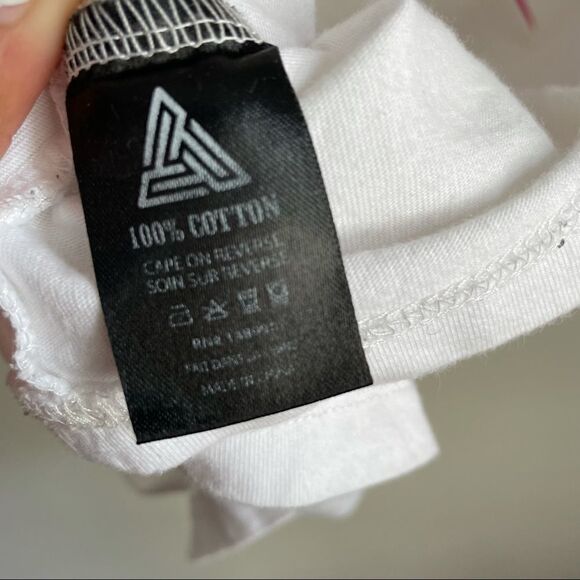 Black Pyramid Dinosaur Lizard Crew Neck Short Sleeve T-shirt - Picture 5 of 6